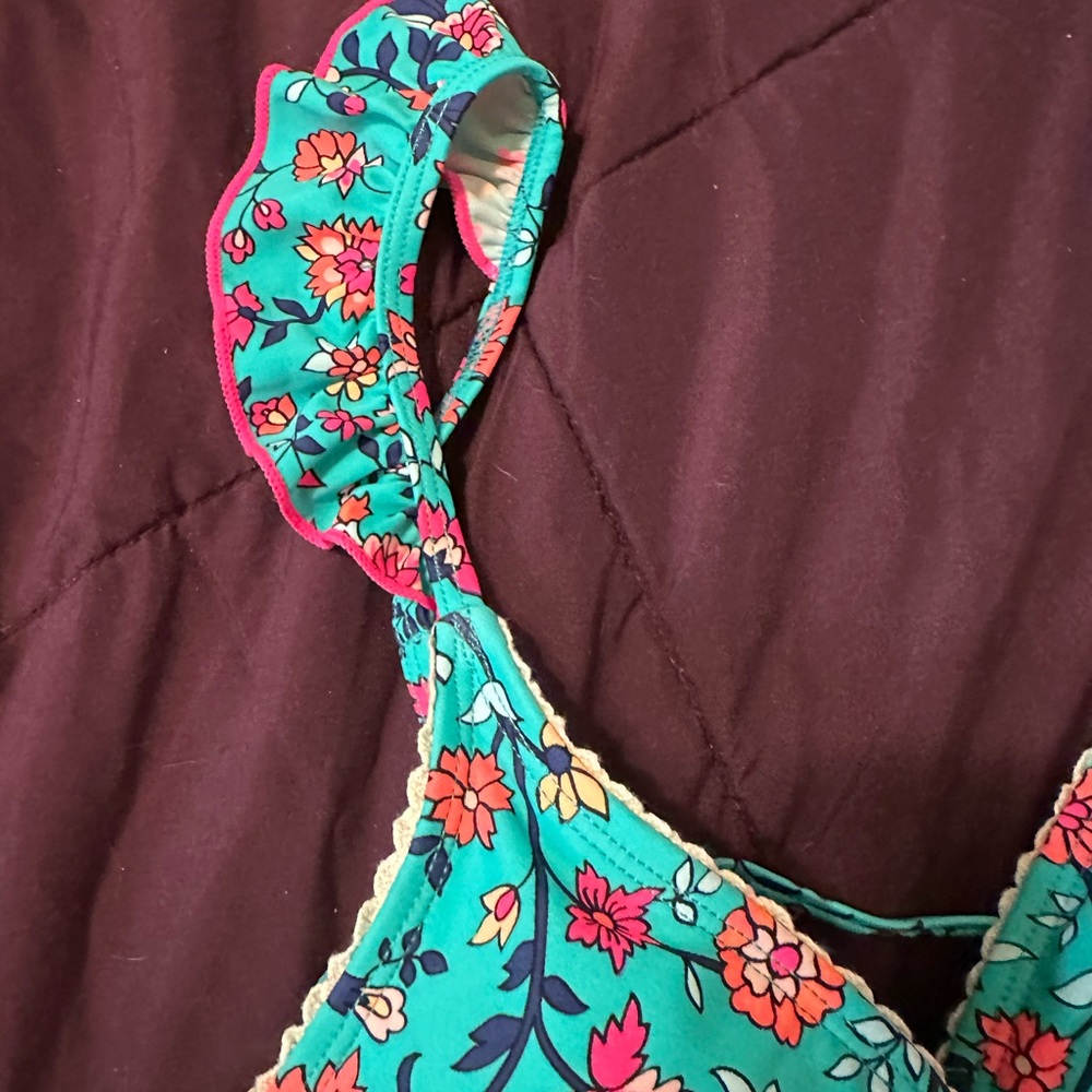 Bathing suit - Picture 4 of 5